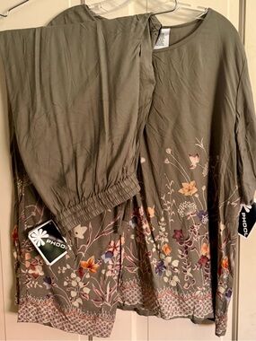 Women's Olive Green Wide-Leg Pant and Shirt Set with Floral Trim